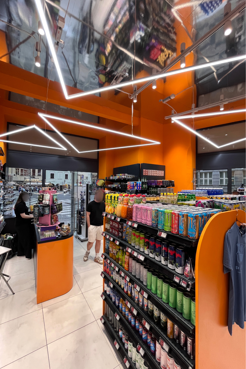 Pitstop Minimarket interior